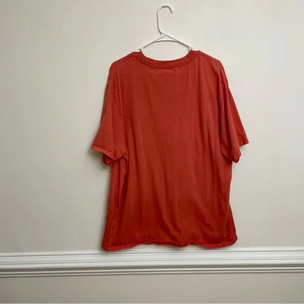 GUESS Wrld Famous Sun Graphic T-Shirt Men’s XL Short Sleeve Orange - Picture 2 of 7